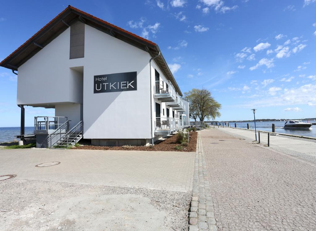 Hotel & Restaurant Utkiek Greifswald Exterior photo